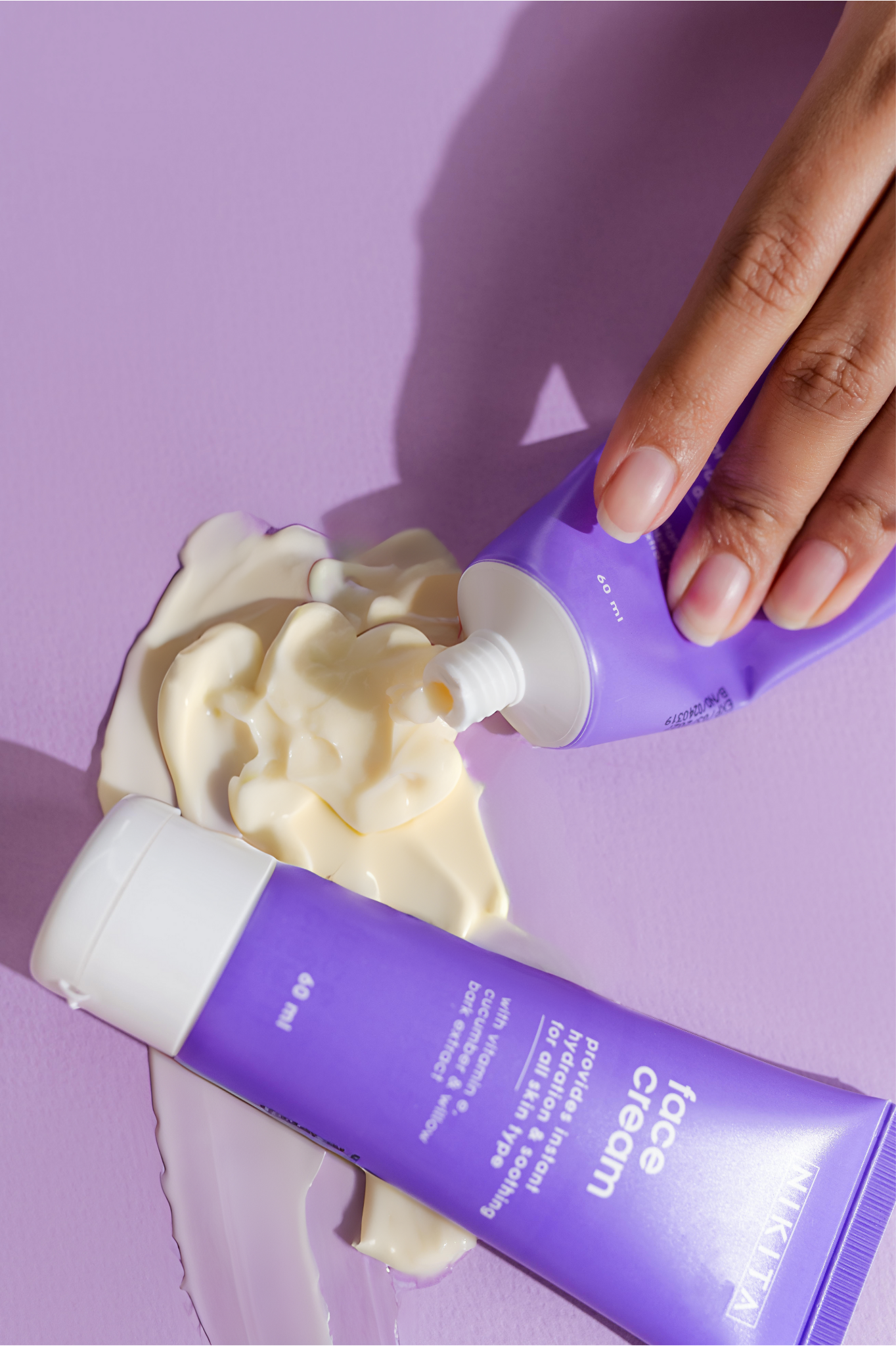 Face cream texture shot l